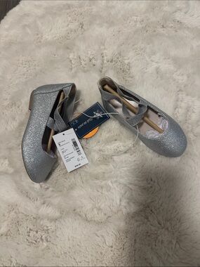 Sparkling Silver Ballet Flats with Cross Straps size 9